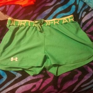 Green under armor sport shorts size medium womens